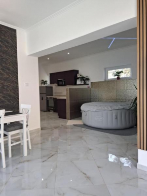 Sweethome12, Fonyod